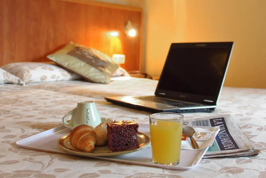 Hotel Los Angeles Figueres  Spain