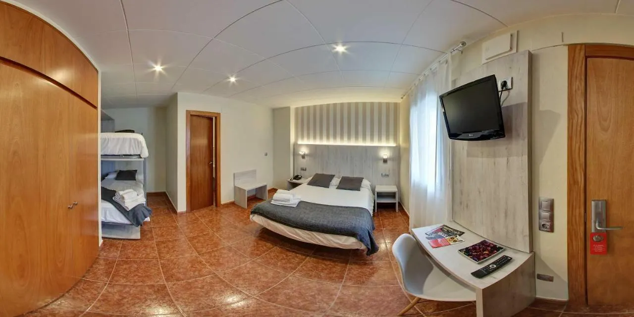 **  Hotel Los Angeles Figueres  Spain